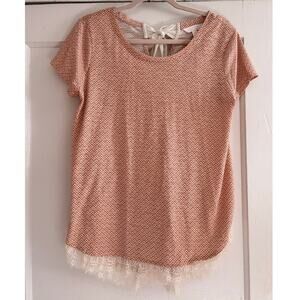 Lauren Conrad Floral Top with Lace Hem & Bow Back – Size M
